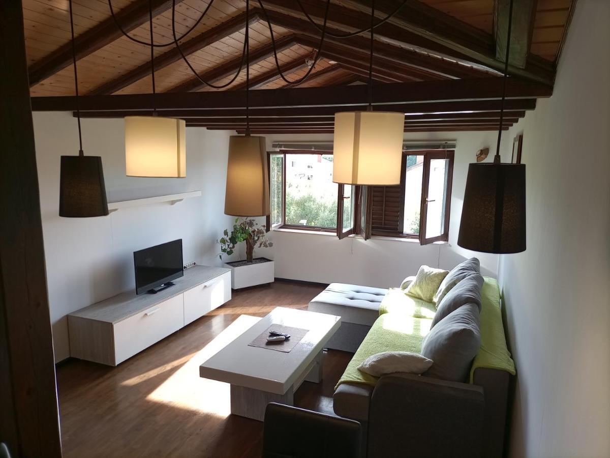 Apartments Ingrid Новиград Экстерьер фото