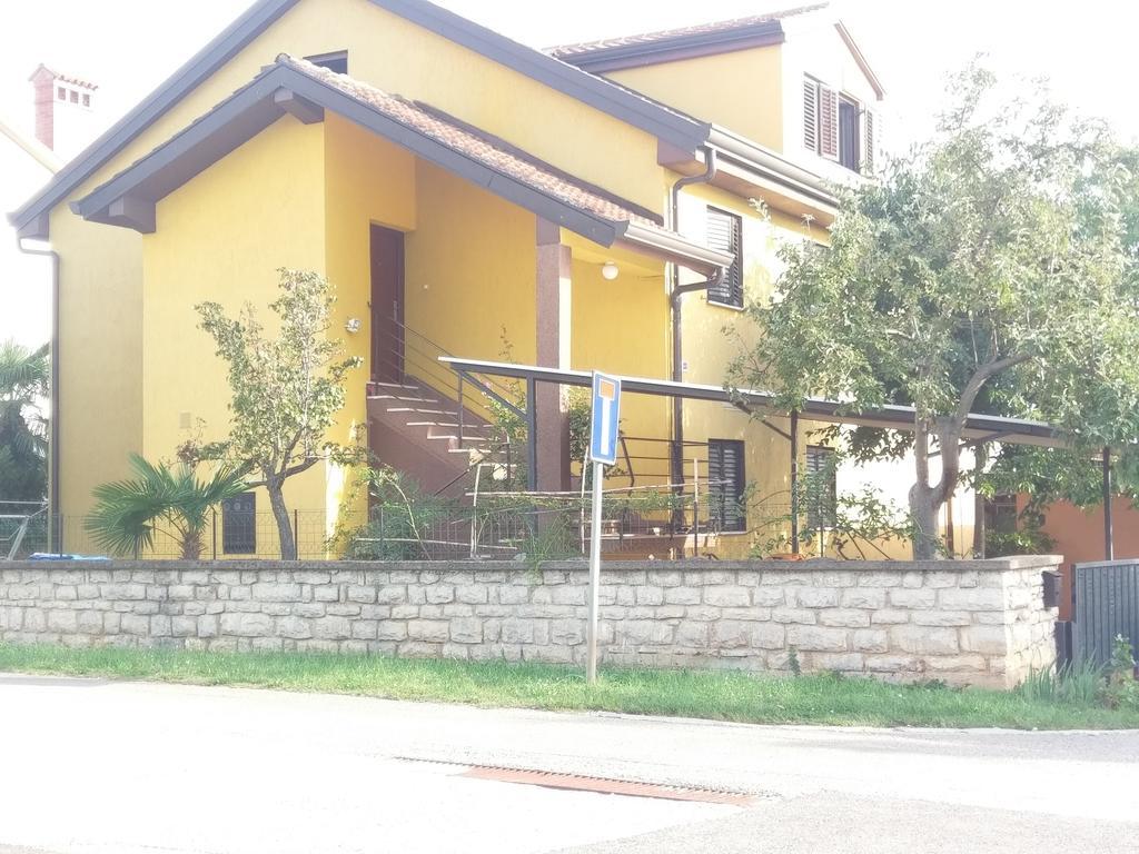 Apartments Ingrid Новиград Экстерьер фото